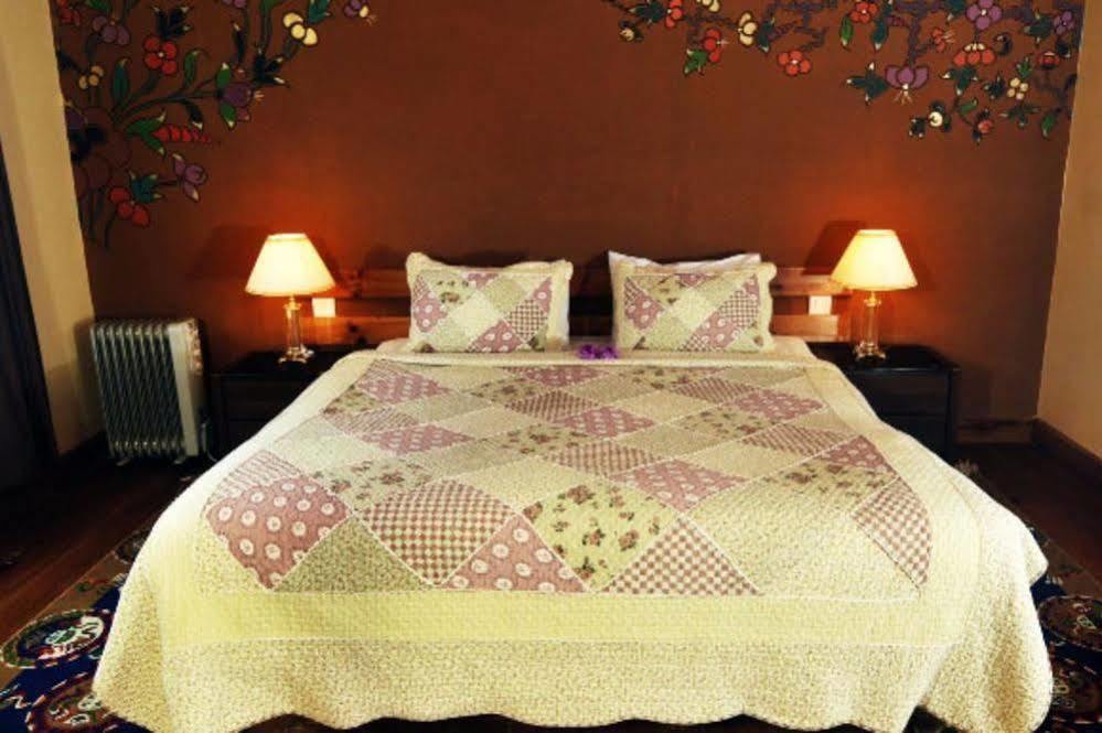Bhutan Metta Resort And Spa Paro Exterior photo